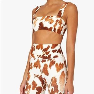 WEWOREWHAT TAN COW PRINT ACTIVE LEGGINGS AND TOP